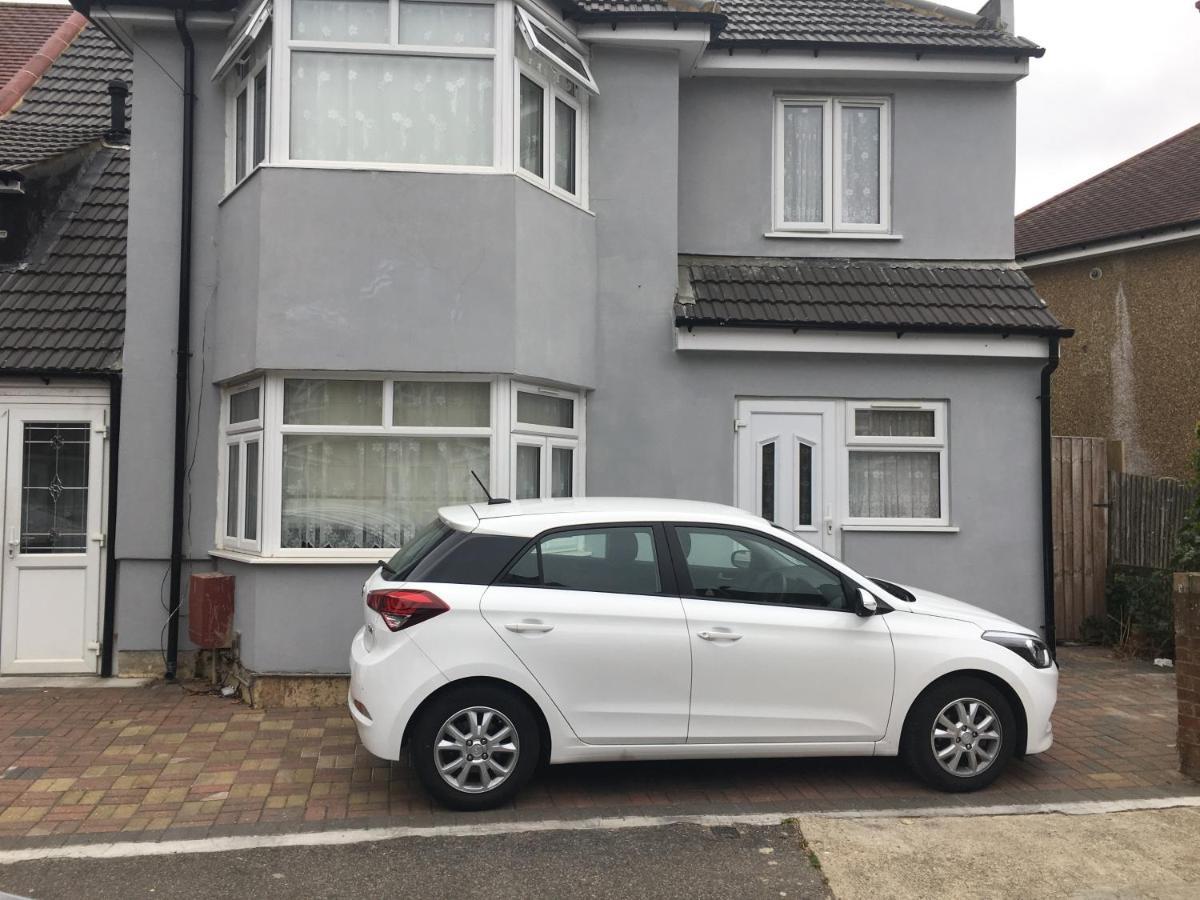 Hameway House- Stunning 4 Bedroom House With A Spacious Kitchen London Exterior photo